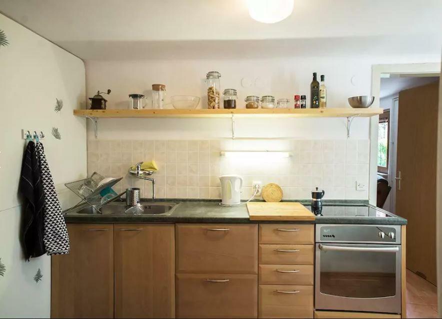 Mediterranean Family Design Изола Екстериор снимка